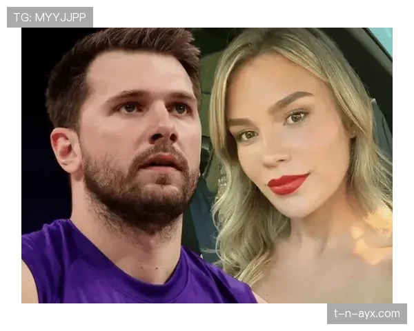 东契奇最新豪宅曝光，客厅比我家整个房子还大，真是活成了童话里的王子