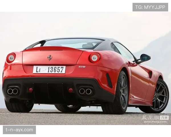 约书亚训练完顺手买了辆法拉利，说当打车费