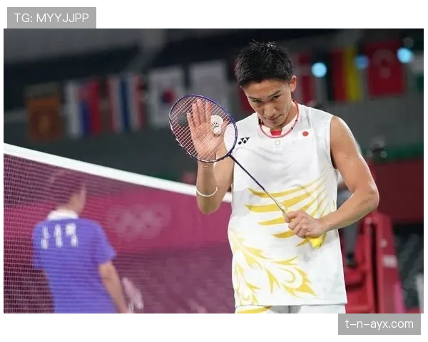 桃田贤斗比赛完却偷偷溜进高级甜品店，跟冠军形象完全不搭啊！