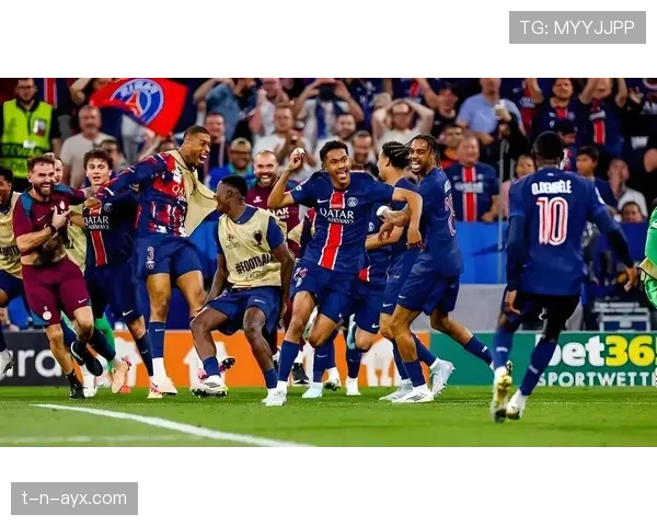 看起来中场连贯，其实一碰就断！巴黎圣日耳曼的隐患藏不住了